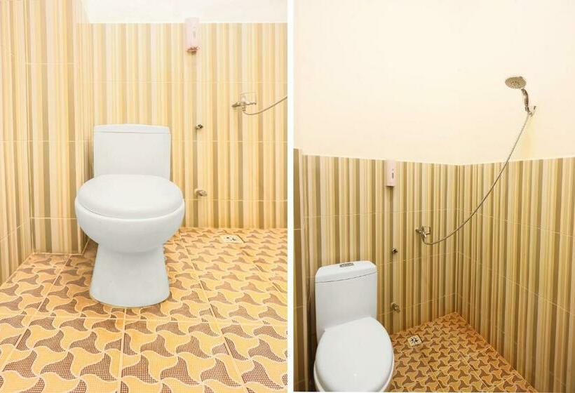 带大床的豪华间, Oyo 91839 Penginapan Sulthan Penyengat Syariah