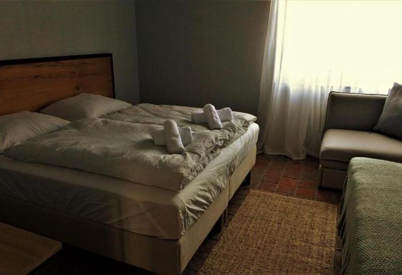 Четырехместный Номер Стандарт, Ořechový Dvůr