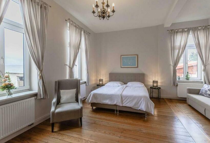 דירת חדר, Schlosshotel Gross Koethel