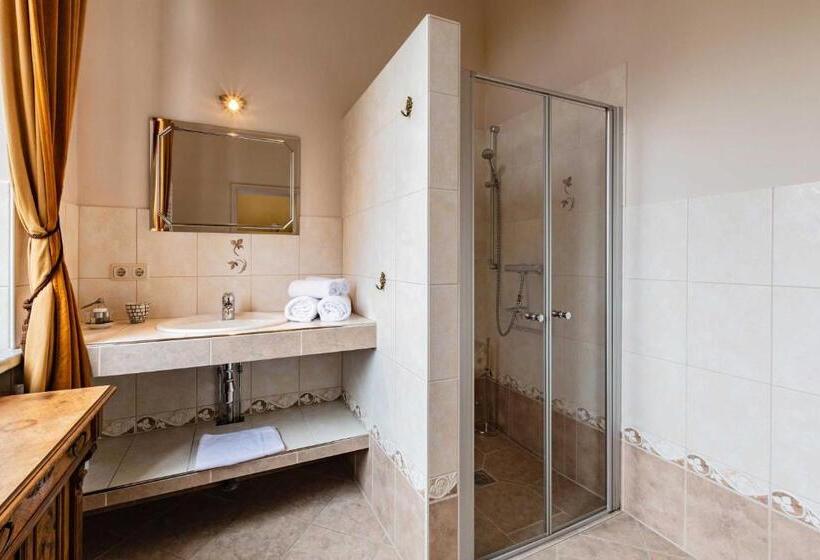 חדר סטנדרט, Schlosshotel Gross Koethel