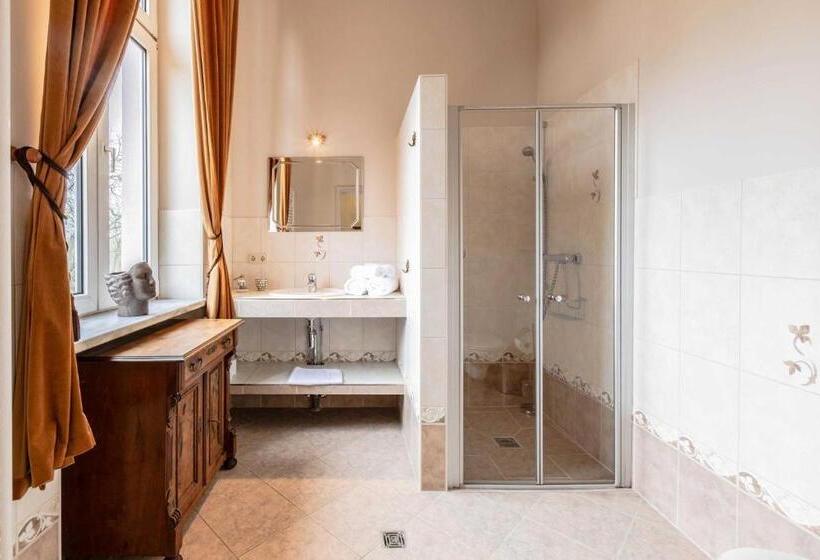 חדר סטנדרט, Schlosshotel Gross Koethel