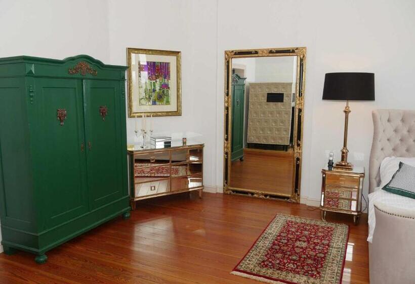 חדר קומפורט לשלושה, Schlosshotel Gross Koethel