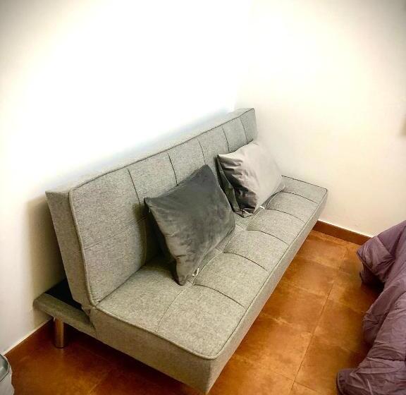 带共用浴室的标准房间, Albergue Fillobal