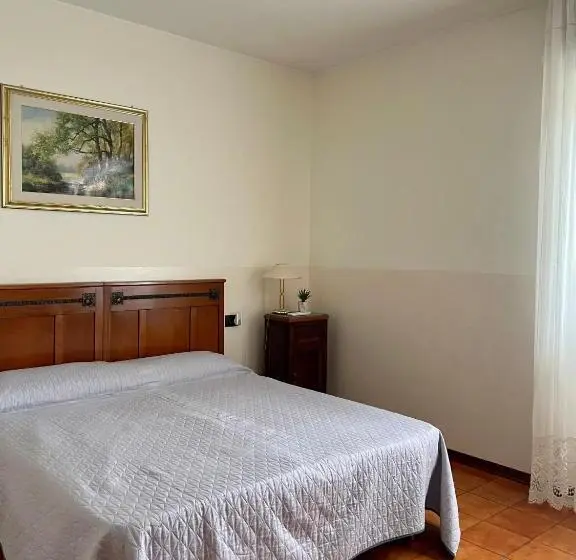Standard-huone, A Paranza