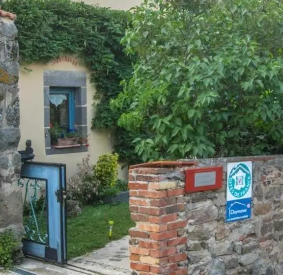 身障者適用スタンダードルーム, Chambres D Hôtes Le Peyroux