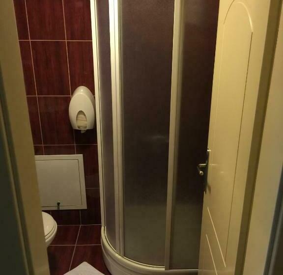 اتاق لوکس یک تخته, Bed & Breakfast Karavan