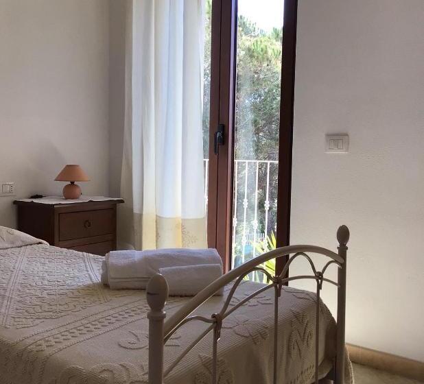 חדר דלוקס עם מרפסת, Agriturismo Lu Stabbiacciu