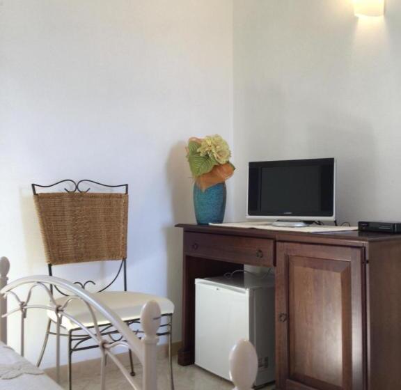 חדר דלוקס עם מרפסת, Agriturismo Lu Stabbiacciu