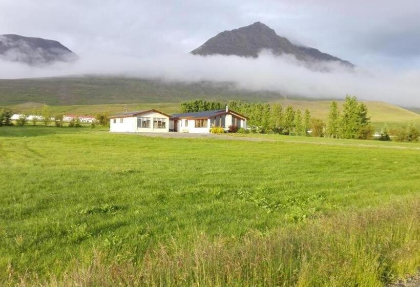 اتاق استاندارد با چشمانداز کوهستان, Flugumýri 2