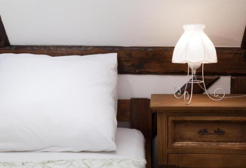 חדר קלאסי לארבעה, Gospodarstwo Agroturystyczne Kowalowe Wzgórze