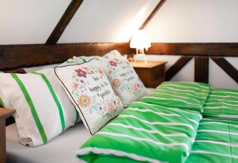 חדר קלאסי לארבעה, Gospodarstwo Agroturystyczne Kowalowe Wzgórze