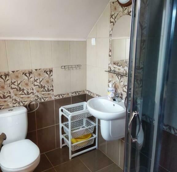 패밀리 룸, Pokoje Inulec