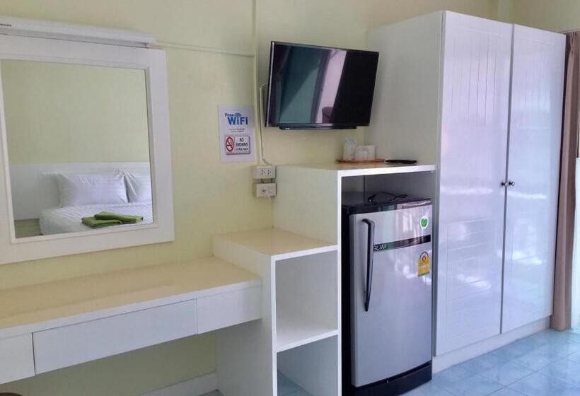 Quarto Basic, Thai Orchid Guest House