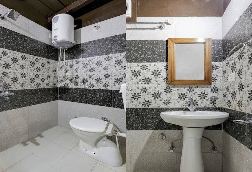 デラックスルーム, Itsy Hotels Shri Gv Inn, 600 Mtrs From Tiffin Top