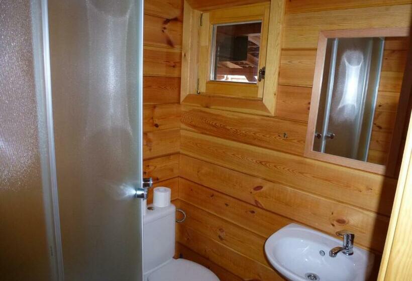 חדר סטנדרט לארבעה, Restaurace Vráž