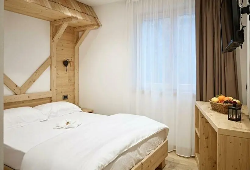 Standard Yhden Hengen Huone, B&b Augusto
