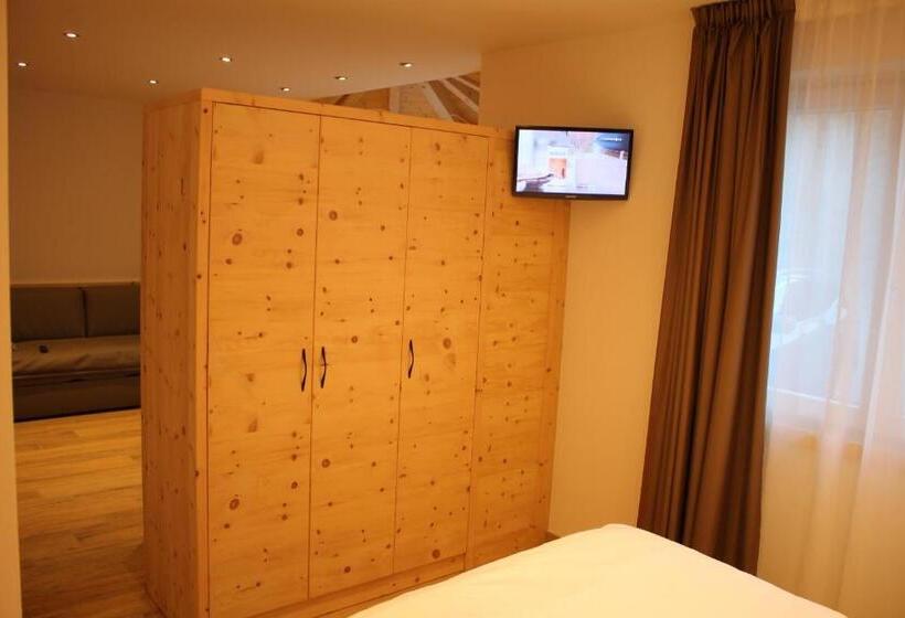 デラックスルーム, B&b Augusto