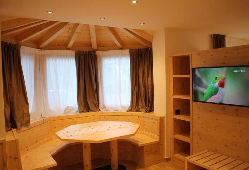 اتاق لوکس, B&b Augusto