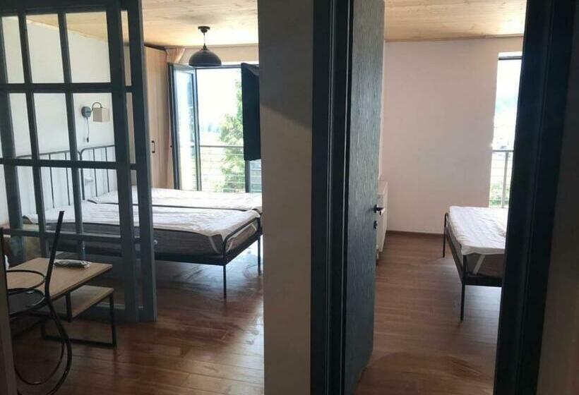 آپارتمان 1 خوابه با چشمانداز, Panorama By Mgzavrebi