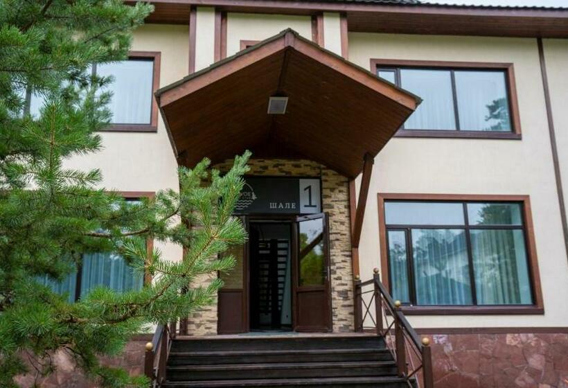 اتاق کلاسیک چهارنفره, Borovoe Country Club