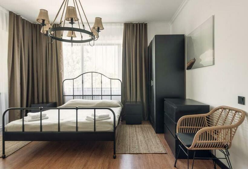 اتاق کلاسیک چهارنفره, Borovoe Country Club