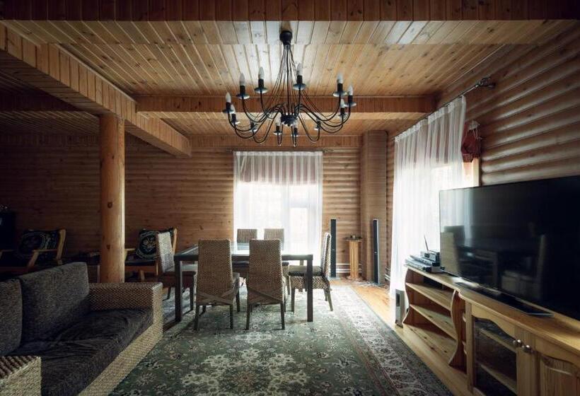 اتاق کلاسیک چهارنفره, Borovoe Country Club