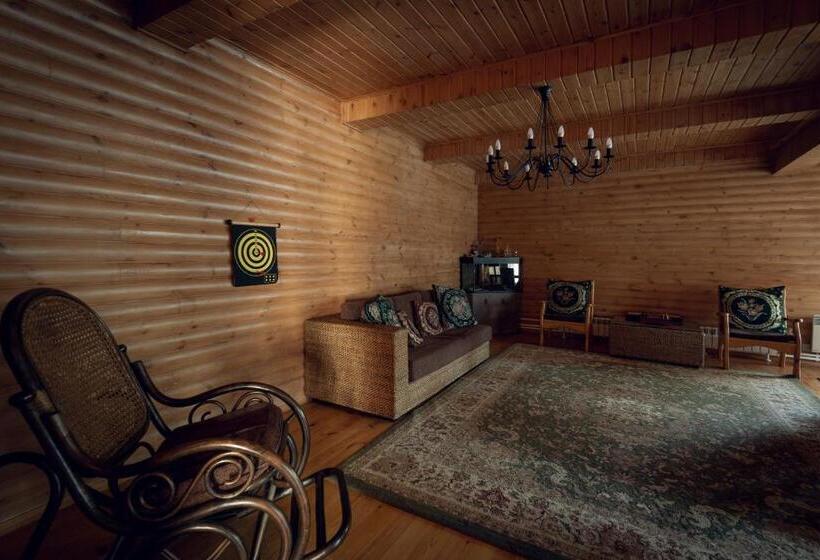 اتاق کلاسیک چهارنفره, Borovoe Country Club