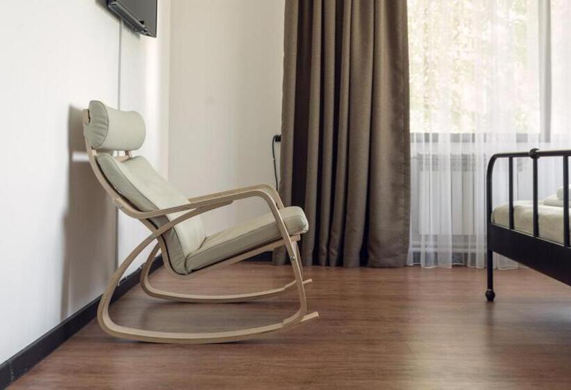 اتاق کلاسیک چهارنفره, Borovoe Country Club