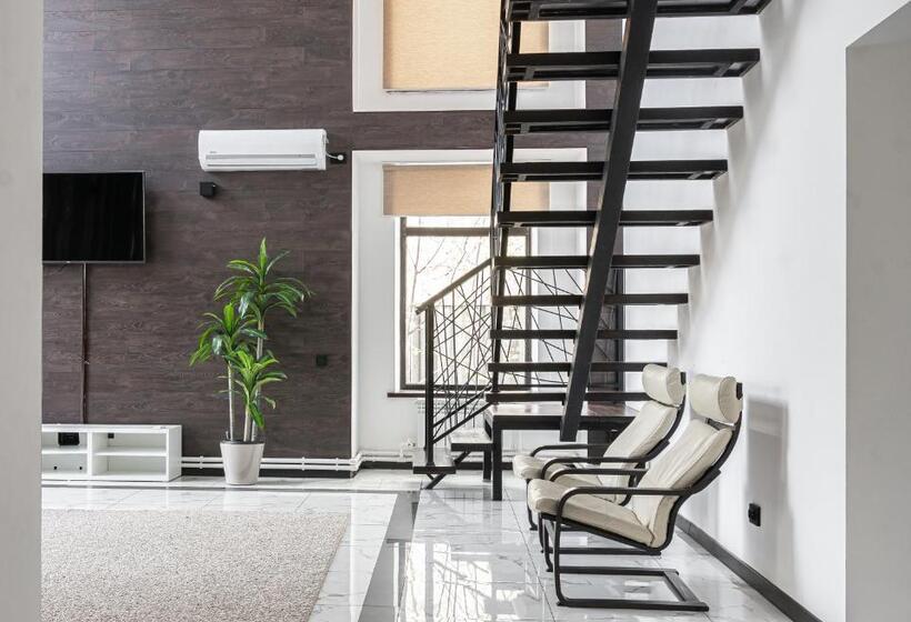 اتاق کلاسیک چهارنفره, Borovoe Country Club