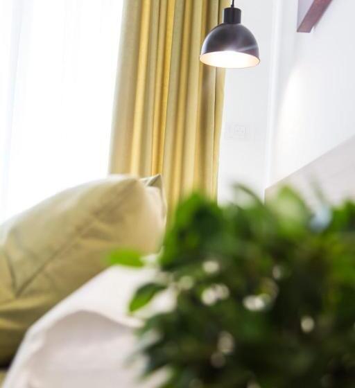 سوییت, Empire Luxury Apartments