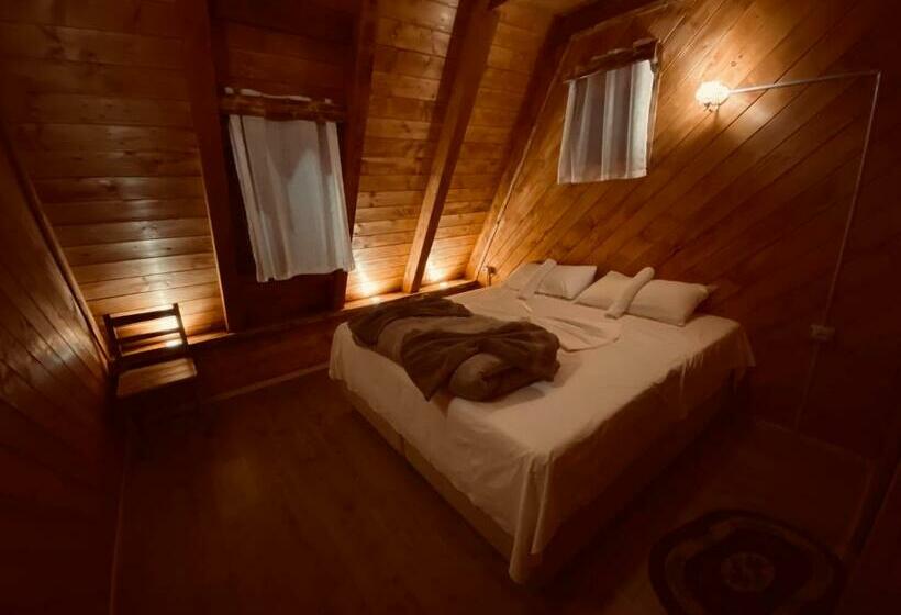 Standard-huone Vuoristonäkymä, Guesthouse Prrockaj Theth