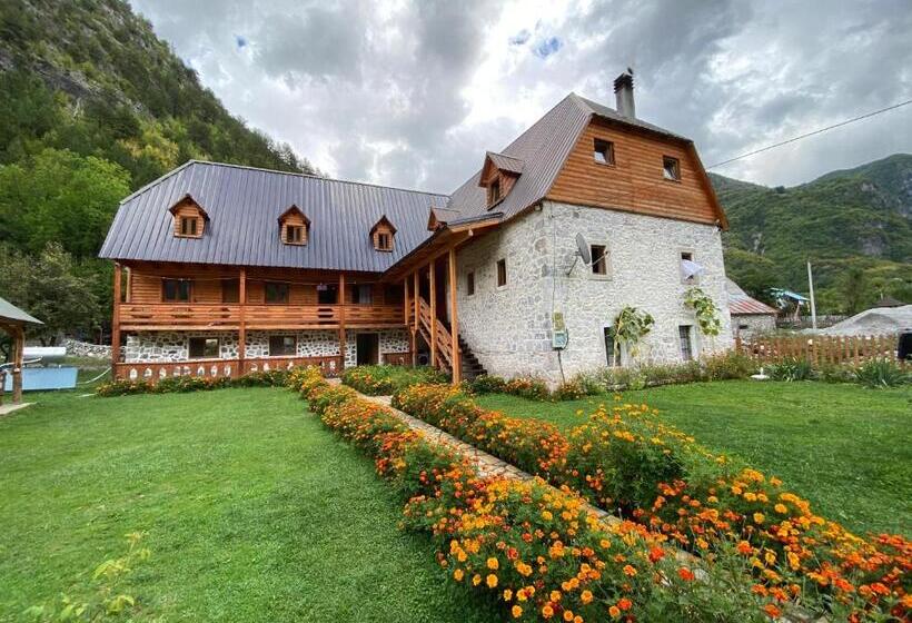Standard Kolmen Hengen Huone, Guesthouse Prrockaj Theth