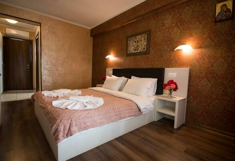 キングサイズベッドのスタンダードルーム, Pensiunea Danubiu