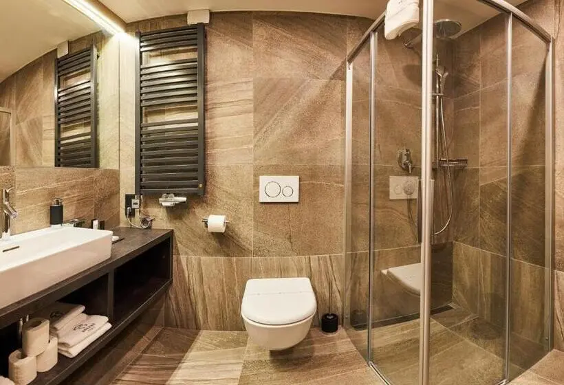 Deluxe-sviitti, Resort Sněžné Amanita