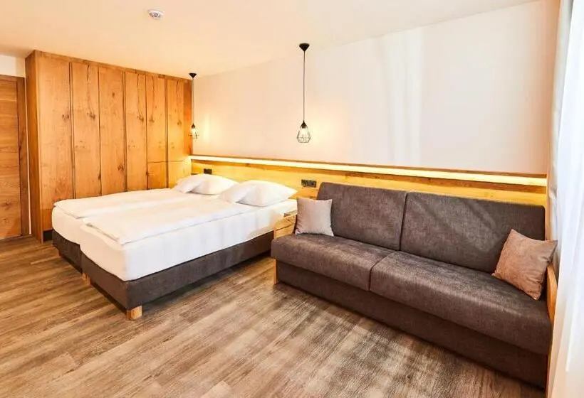 Deluxe-sviitti, Resort Sněžné Amanita