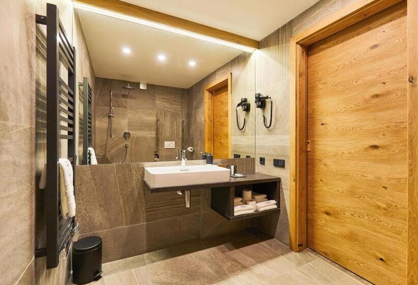 Номер Стандарт Кровать Кинг Адаптированный для Инвалидов, Resort Sněžné Amanita