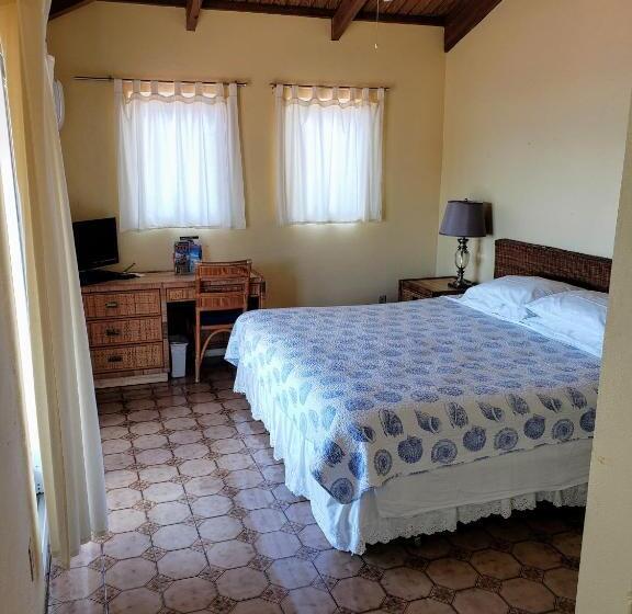 اتاق استاندارد با چشم‌انداز, Galleon House