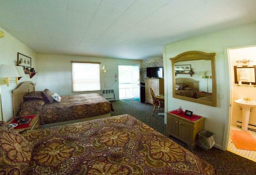 غرفة قياسية رباعية, Oak Park Inn