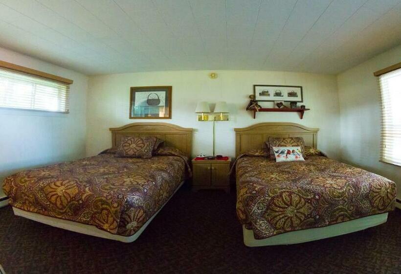 غرفة قياسية رباعية, Oak Park Inn