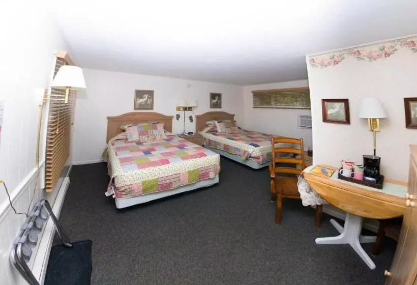 デラックスの４人部屋, Oak Park Inn