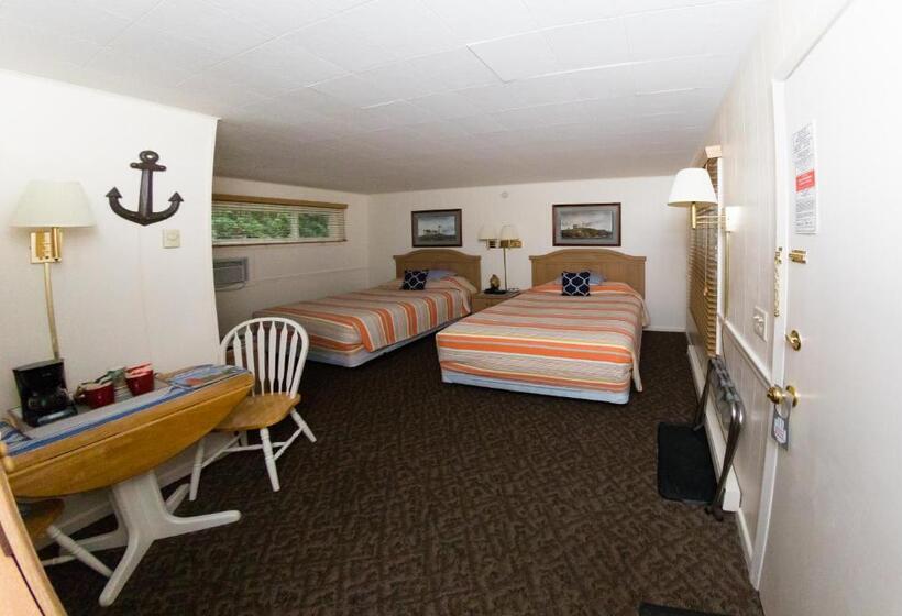 غرفة بريميوم رباعية, Oak Park Inn