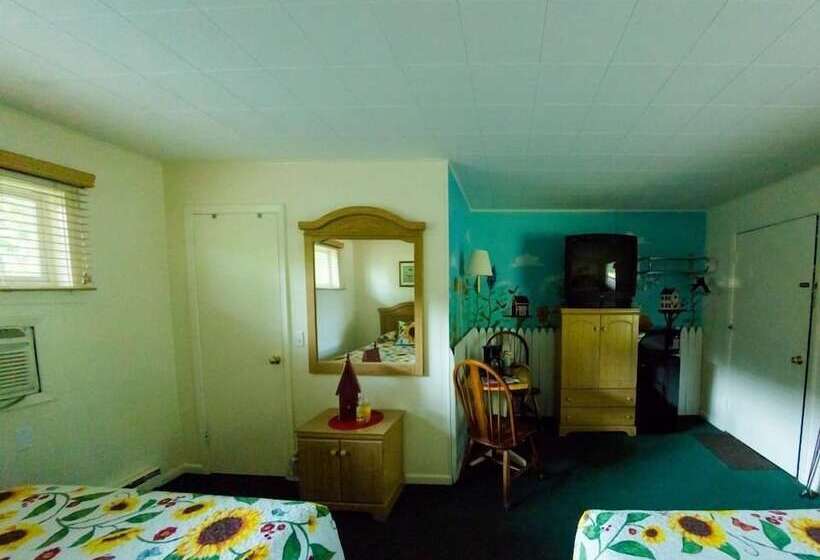 غرفة قياسية رباعية, Oak Park Inn