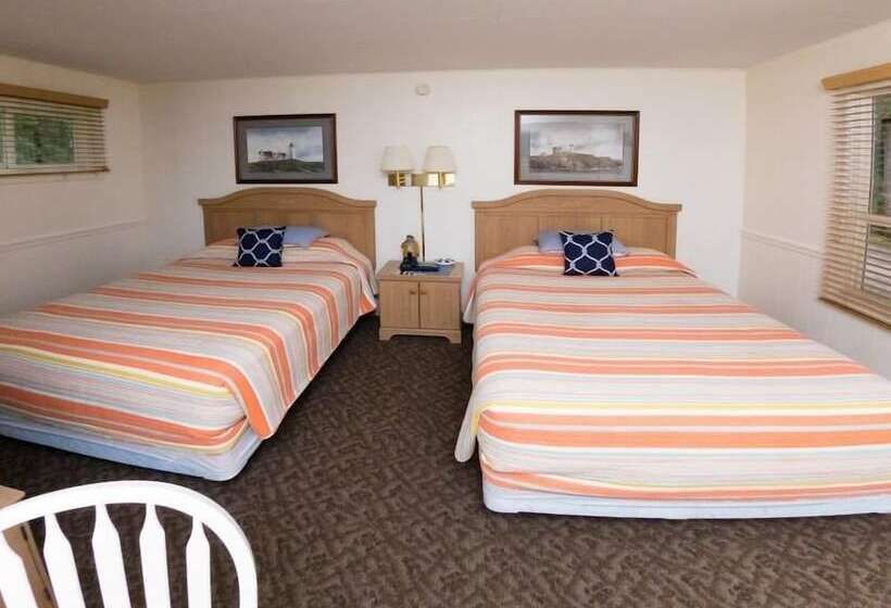 غرفة بريميوم رباعية, Oak Park Inn