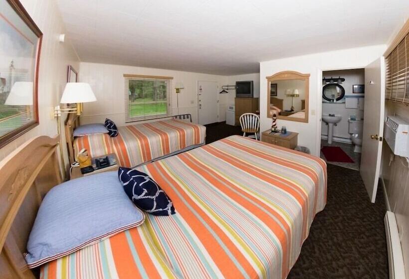 غرفة بريميوم رباعية, Oak Park Inn