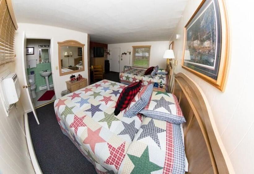 غرفة ديلوكس رباعية, Oak Park Inn