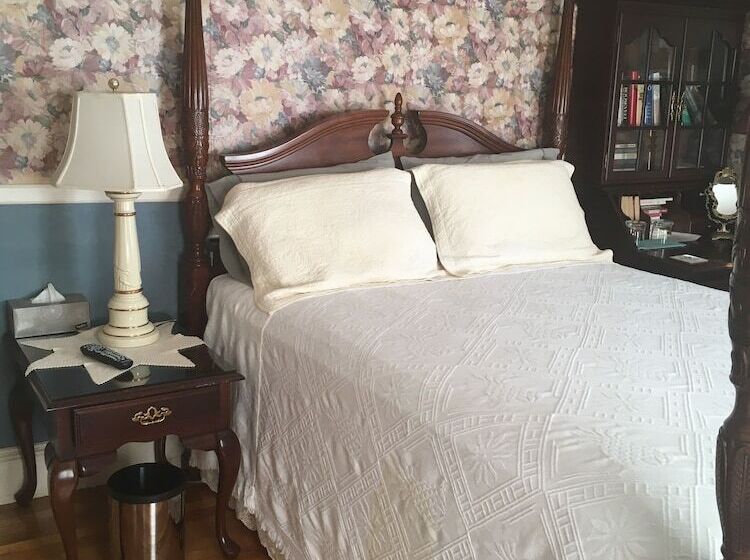 バス共有のスタンダードルーム, Fleetwood House Bed And Breakfast