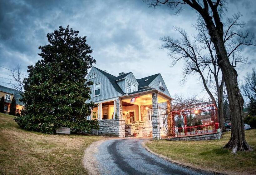 جناح, Friendly City Inn B&b