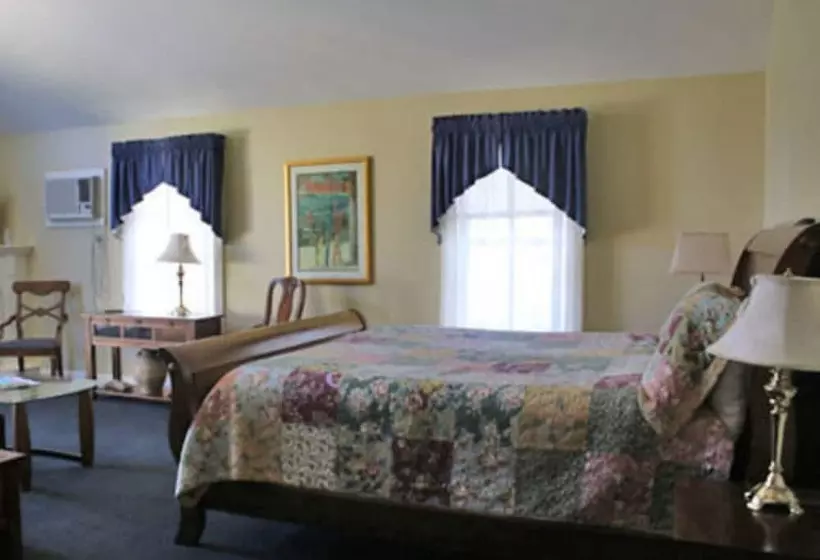 デラックスルーム, Kearsarge Inn