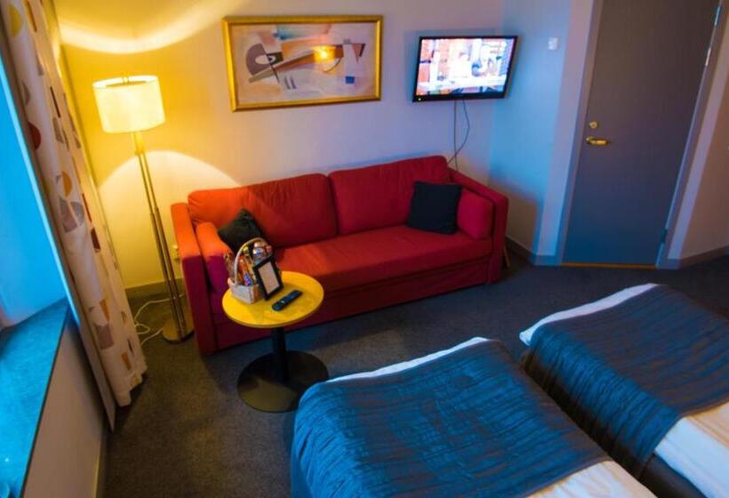 标准间, Lumber & Karle