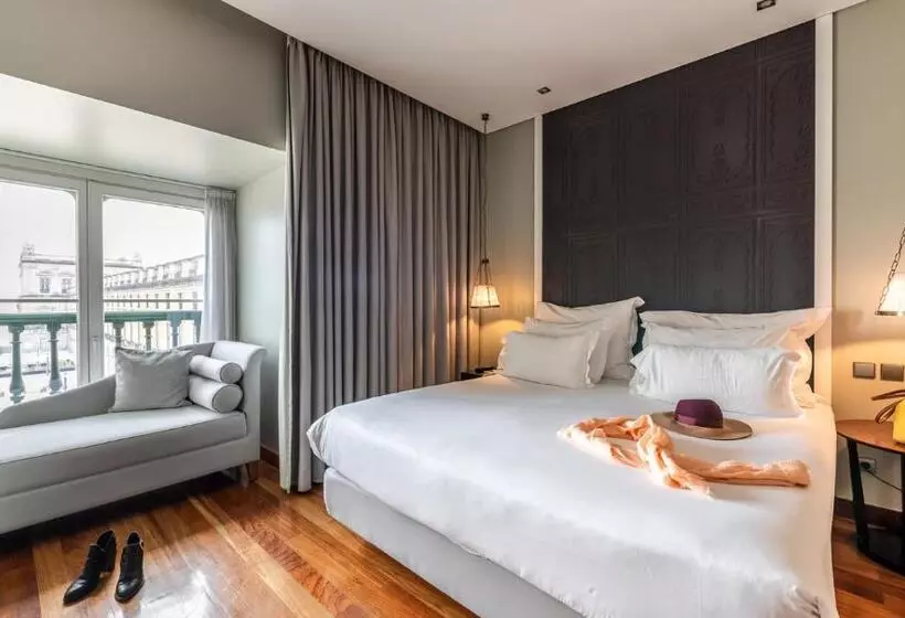 Quarto Familiar Deluxe, Pousada de Lisboa, Small Luxury Hotels of the World